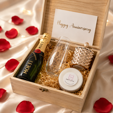 Load image into Gallery viewer, "Happy Anniversary" Congratualtions Gift Box - Timber Keep Sake Box