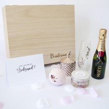 Load image into Gallery viewer, Timber Bridesmaid Box, Personalised stemless Wine glass, Moet, Rose Shea Bath Fizzy, Rose Bath salts, Rose Gold soy candle, Personalised Greeting Card