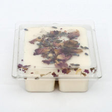 Load image into Gallery viewer, soy wax melts with rose petals