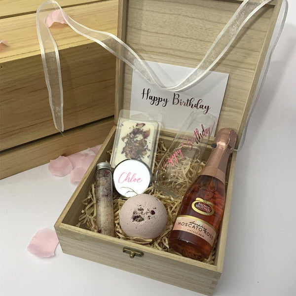 "Gift From the Heart" Happy Birthday Personalised Luxury Hamper - PrettyLittleGiftBox